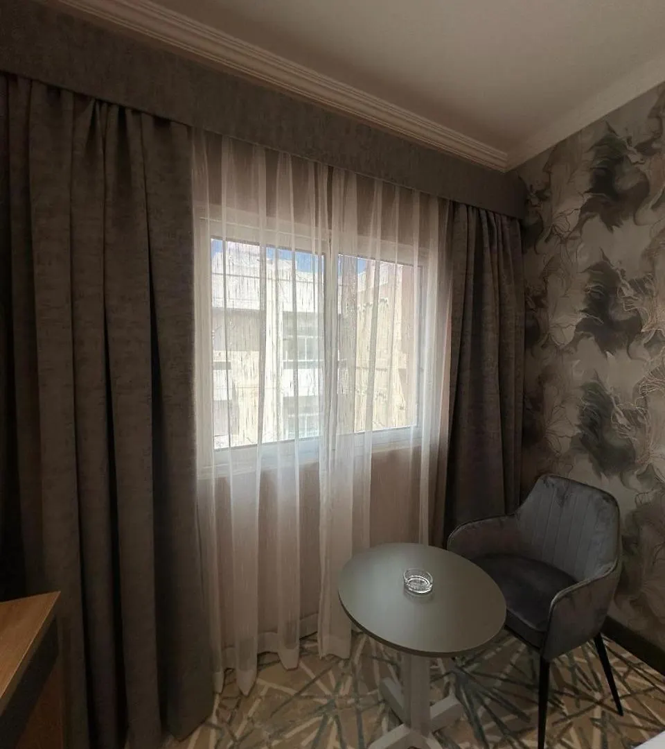 דובאי Sky Park Hotel 0*,